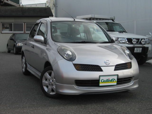 2004 Nissan March