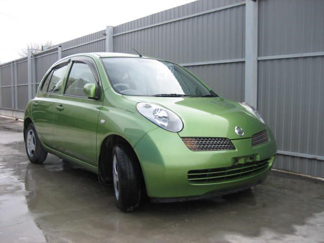 2004 Nissan March