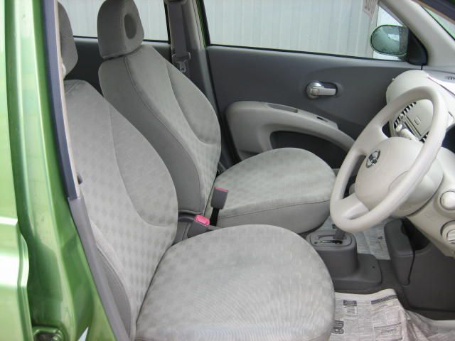 2004 Nissan March