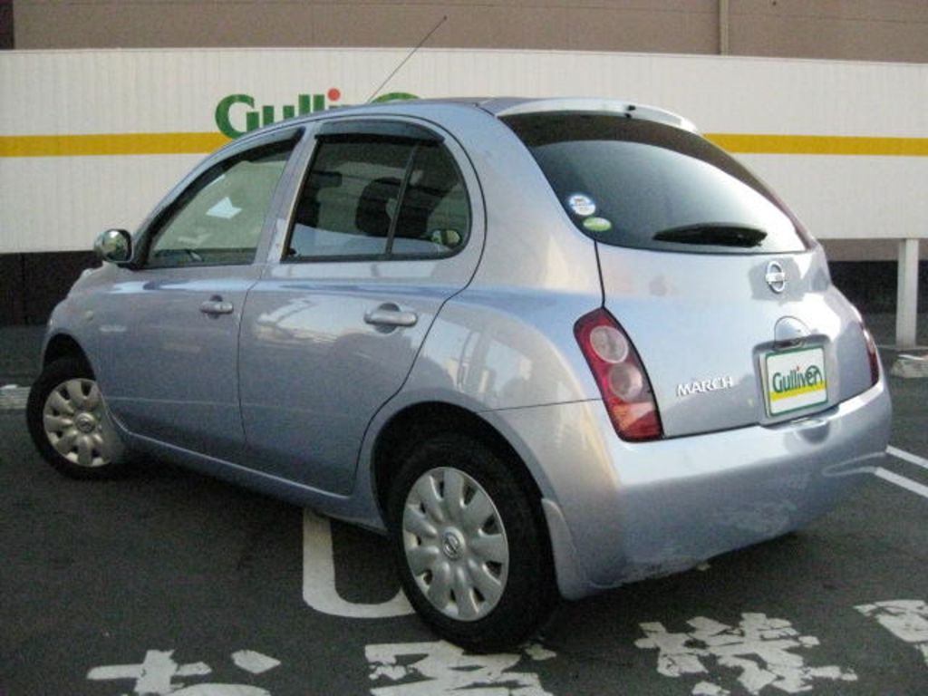 2004 Nissan March
