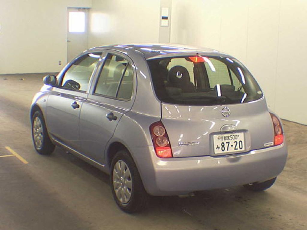 2004 Nissan March