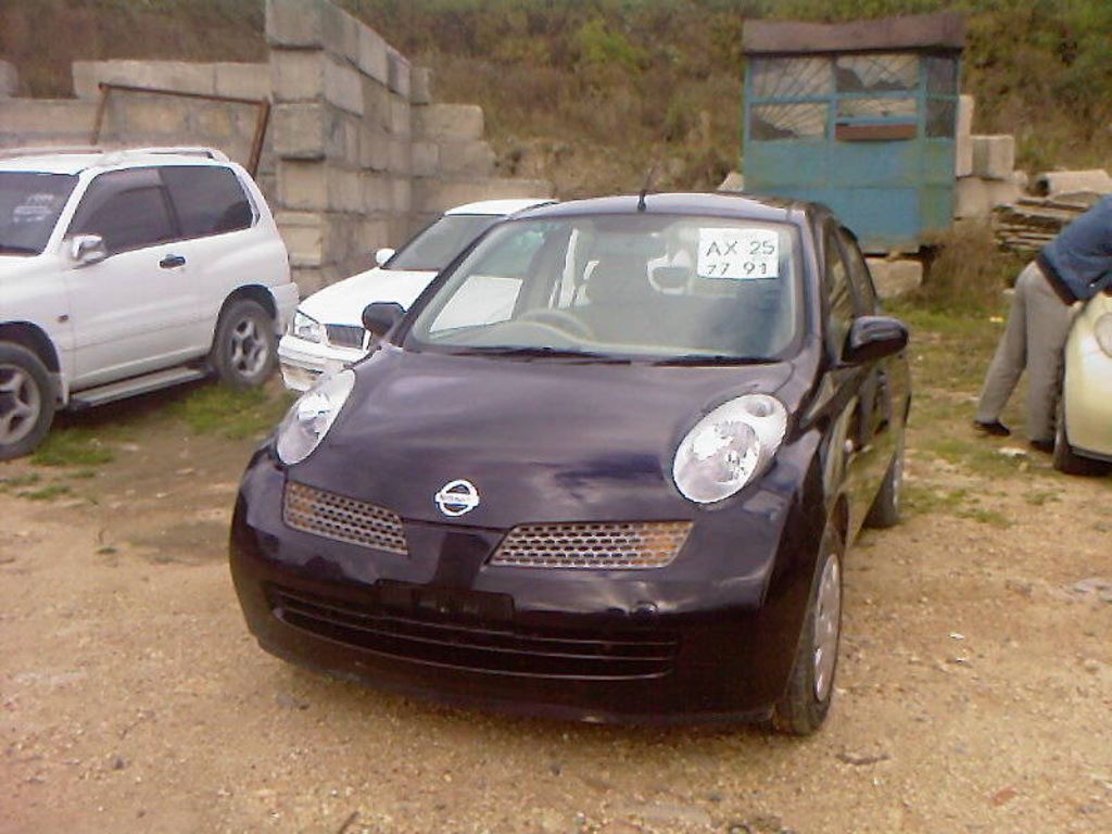 2004 Nissan March