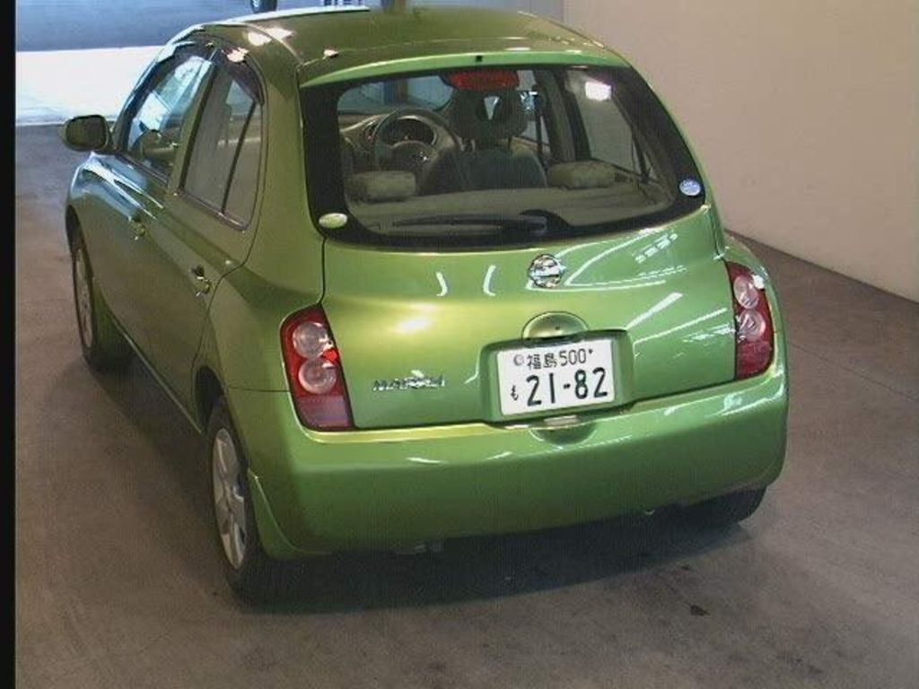 2004 Nissan March