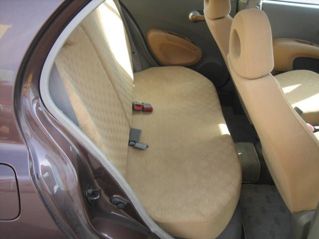 2004 Nissan March