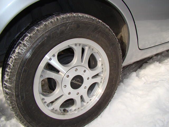 2004 Nissan March