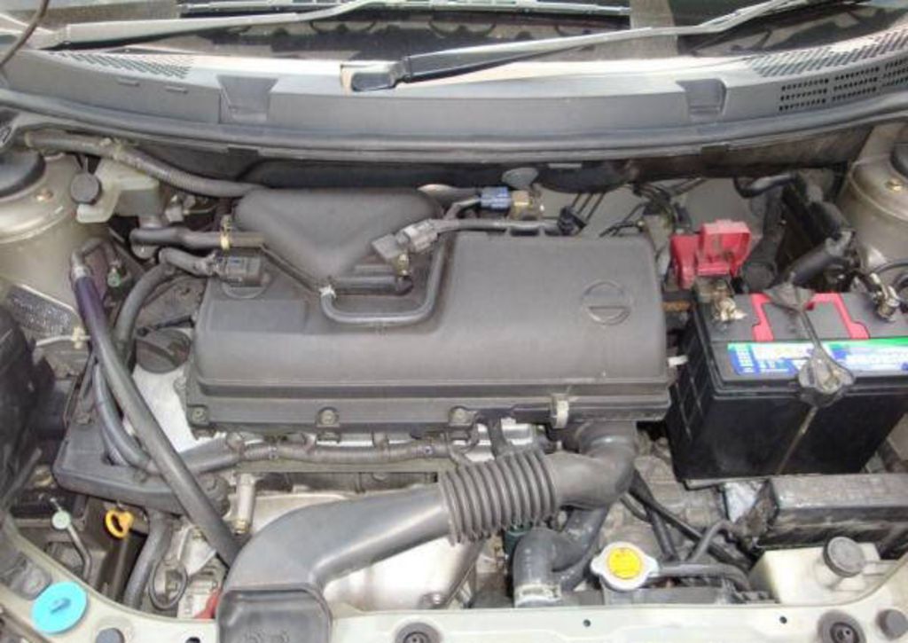 2004 Nissan March
