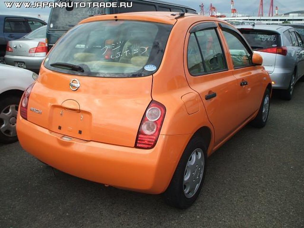 2004 Nissan March