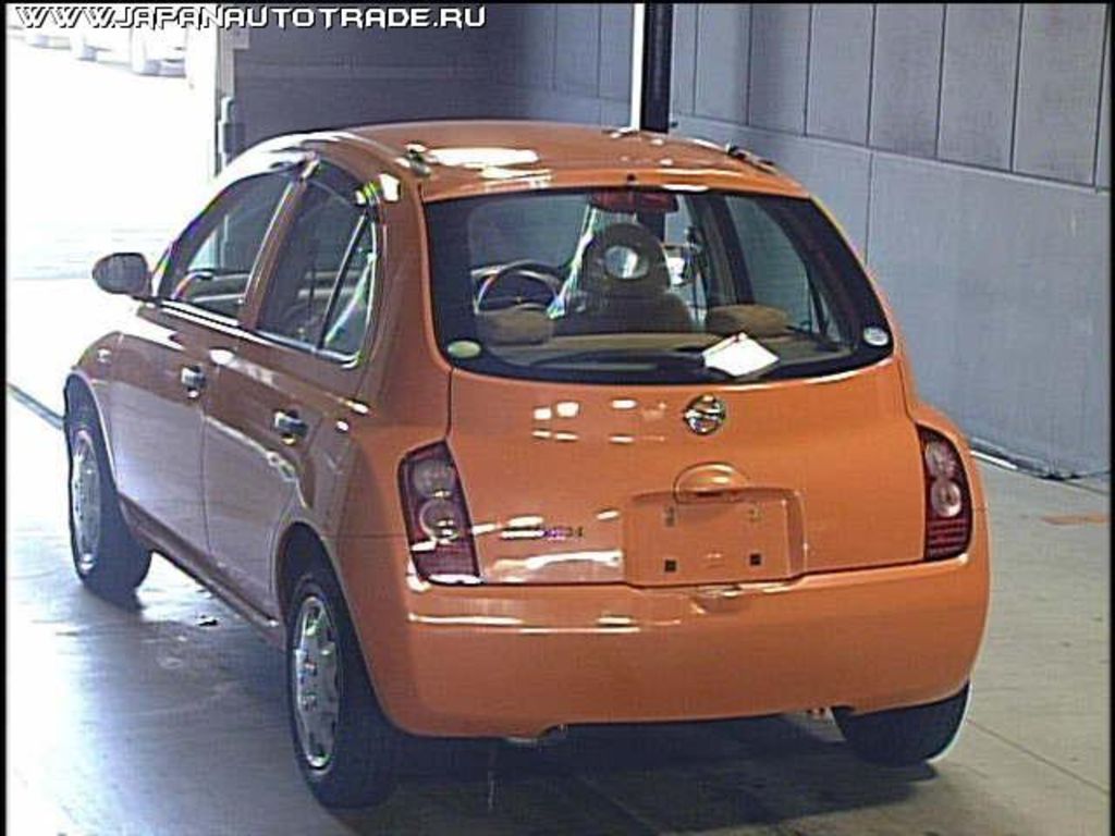2004 Nissan March