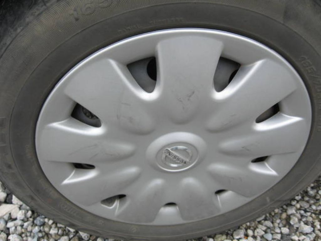 2004 Nissan March