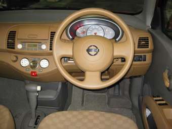 2004 Nissan March Pictures