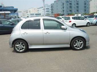 2004 Nissan March Pictures