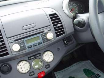 2004 Nissan March Pictures
