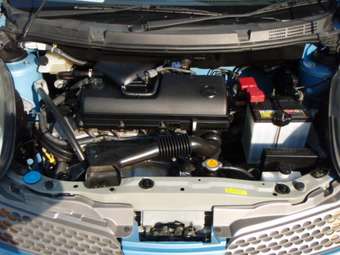 2004 Nissan March Pictures