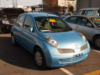 2004 Nissan March Photos