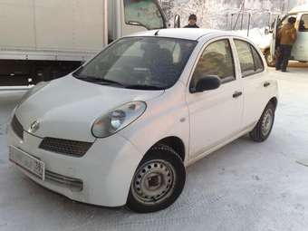 2004 Nissan March Photos