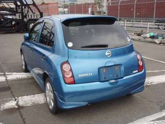 2004 Nissan March Pictures