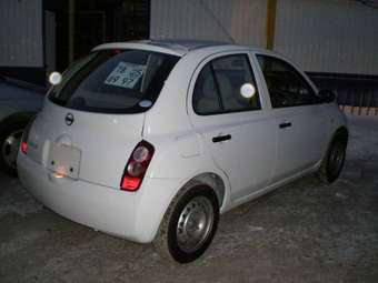 2004 Nissan March Images