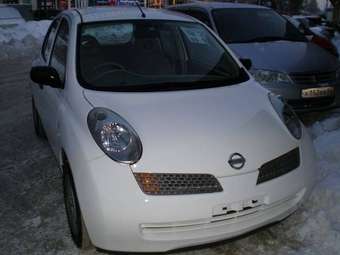 2004 Nissan March Pictures
