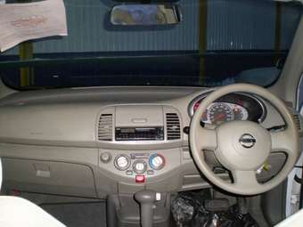 2004 Nissan March Pictures