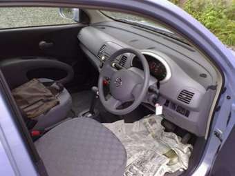 2004 Nissan March Photos