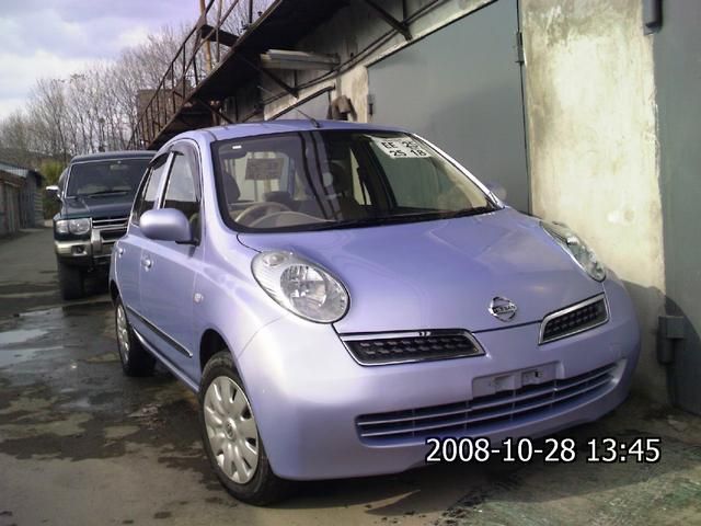 2004 Nissan March