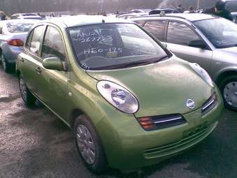 2004 Nissan March Photos