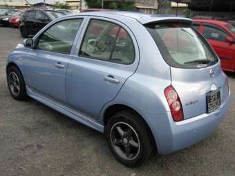 2004 Nissan March Photos