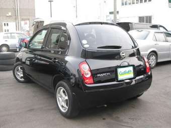 2004 Nissan March Pictures