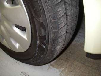 2004 Nissan March Photos