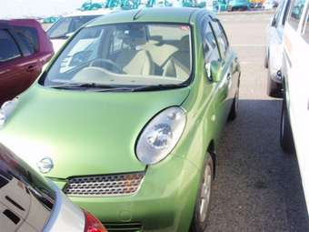 2004 Nissan March Photos