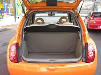 2004 Nissan March Pictures