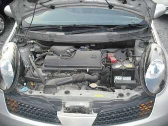 2004 Nissan March Pictures
