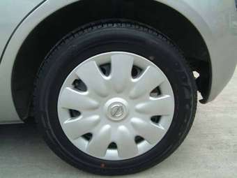 2004 Nissan March Pictures