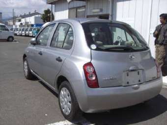2004 Nissan March Images