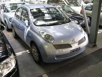 2004 Nissan March Images