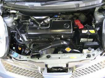 2004 Nissan March Pictures