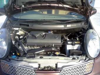 2004 Nissan March Pictures