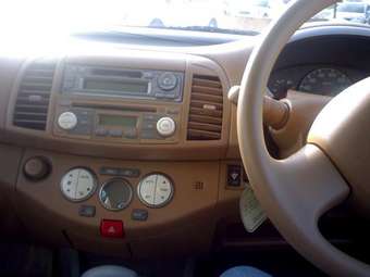 2004 Nissan March Pics