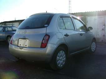 2004 Nissan March Images