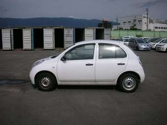 2004 Nissan March Pictures