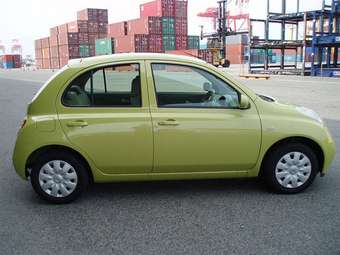 2004 Nissan March Pictures