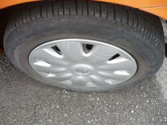2004 Nissan March Pictures
