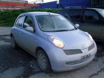 2004 Nissan March Photos