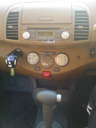 2004 Nissan March Pictures