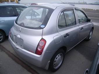 2004 Nissan March Pictures