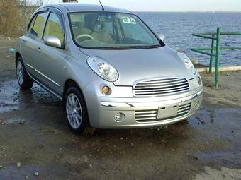 2004 Nissan March Pictures