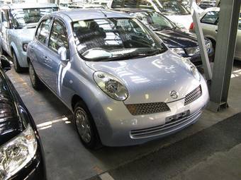 2004 Nissan March Photos