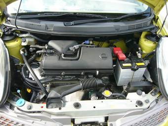 2004 Nissan March Pictures
