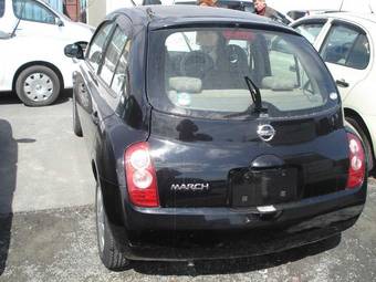 2004 Nissan March Photos