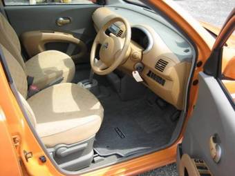 2004 Nissan March Photos
